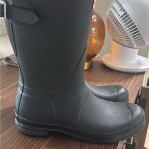 Hunter Matte Black Rain Boots